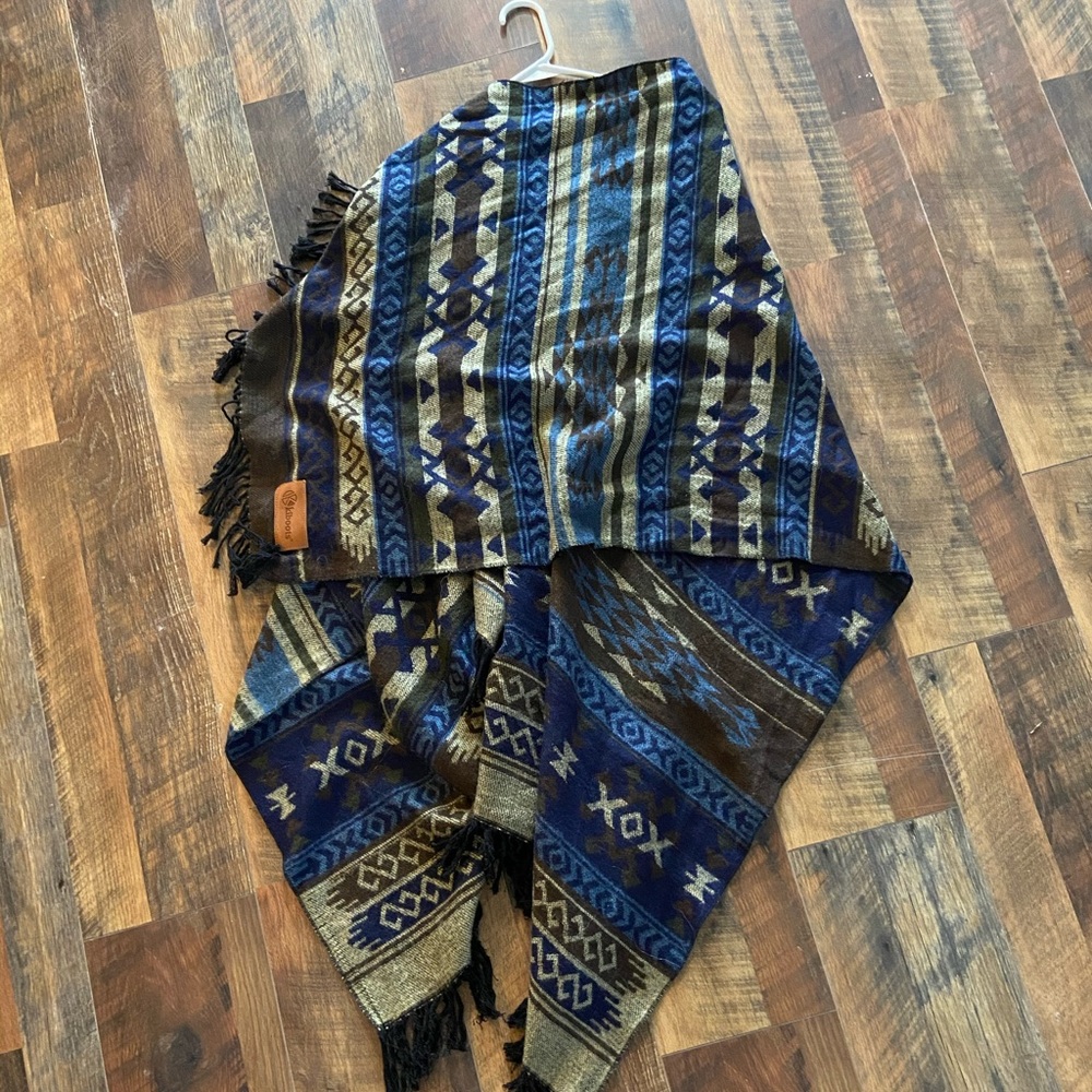Tribal print poncho - kiboots brand / One Size
